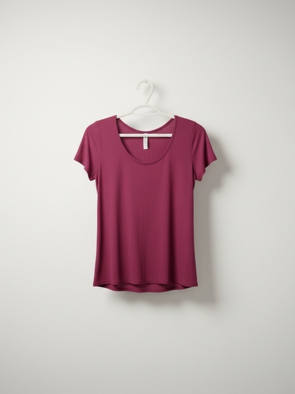 LuLaRoe Scoop Neck Short Sleeve Tee - Plum XS